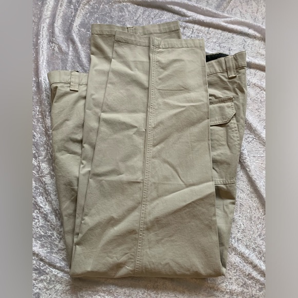 Dockers Mens Big & Tall Utility Cargo 48 X 34 Pants Sizes NWT khaki - Picture 2 of 6